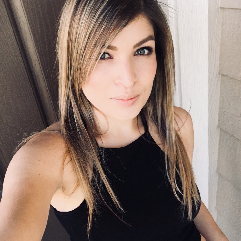 Meet your Posher, Christina